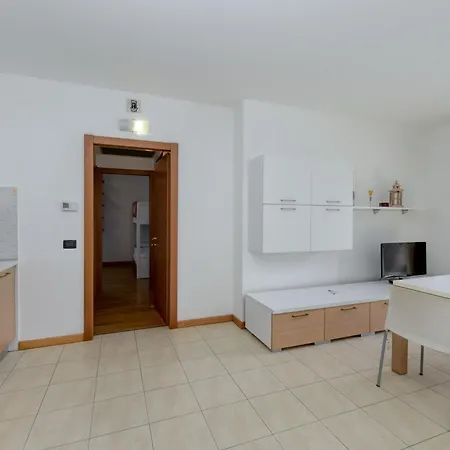 Near Con Piscina Apartamento Desenzano del Garda
