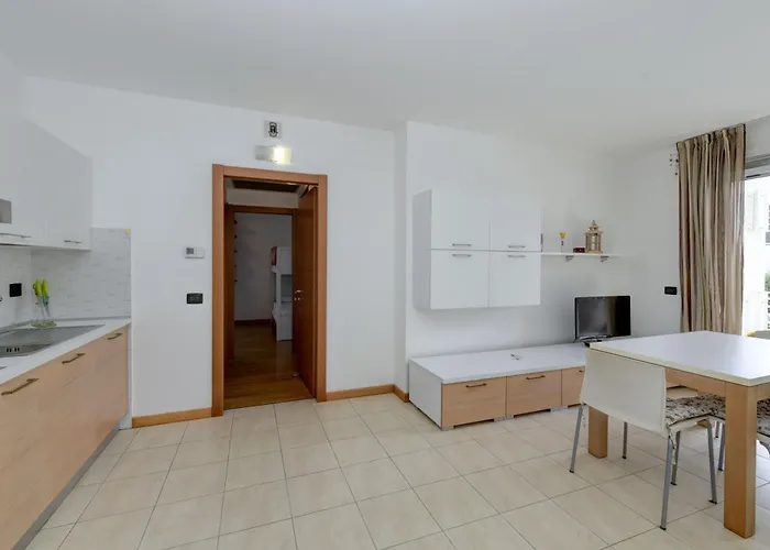 Near Con Piscina Apartamento Desenzano del Garda